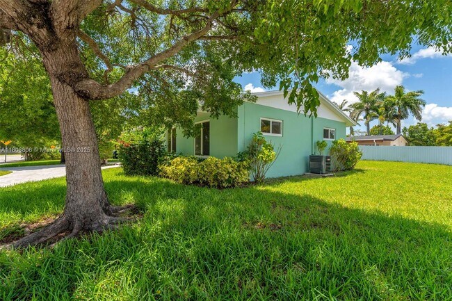 Foto del edificio - 12520 SW 106th St