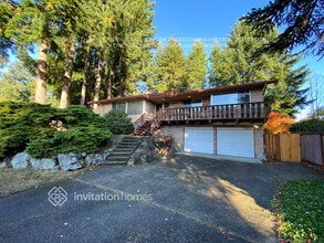 Building Photo - 29836 6th Ave S