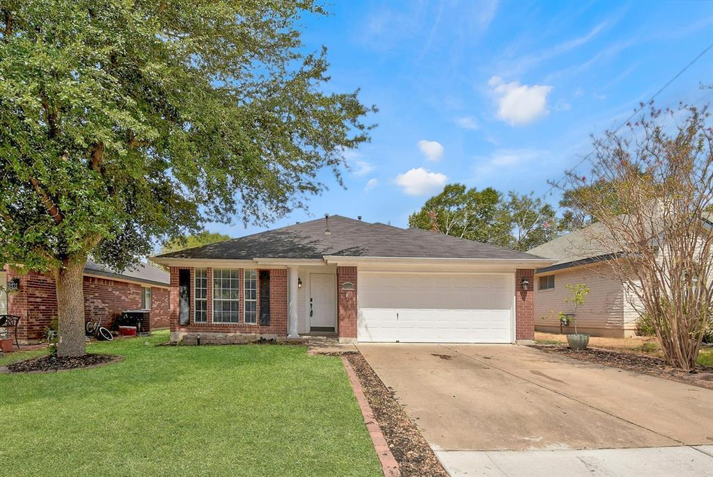 Primary Photo - 16908 Ardisia Dr