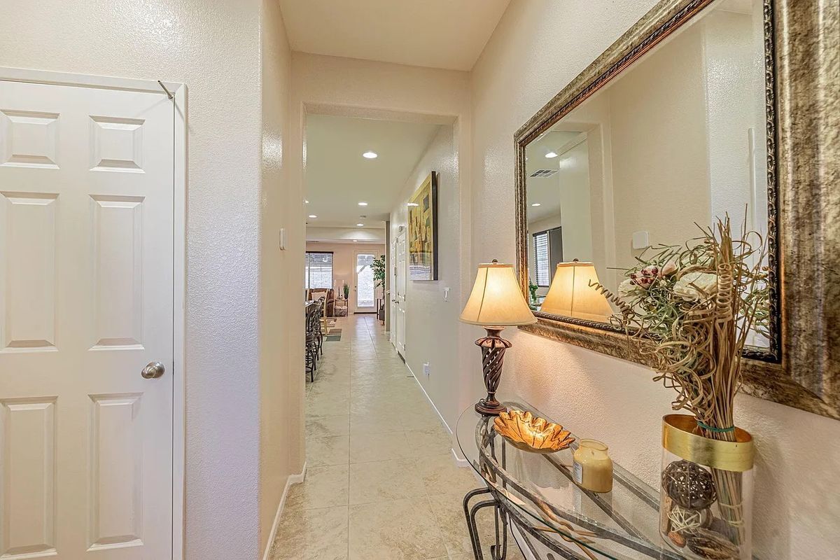 Foto principal - 2534 Mapleleaf Terrace