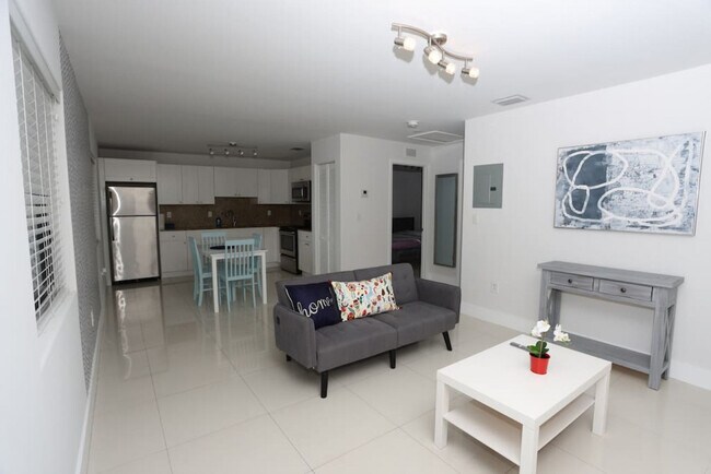 Foto del edificio - 1375 SW 6th St