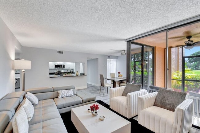 Foto del edificio - 2255 Lindell Blvd