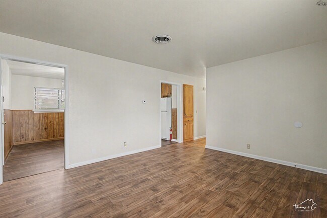 Building Photo - 2310 Reilly Rd