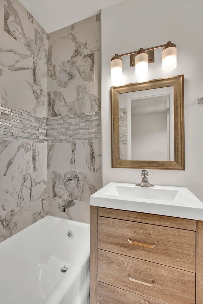 1100 N La Salle Dr, Chicago, IL 60610 House Rental in Chicago, IL