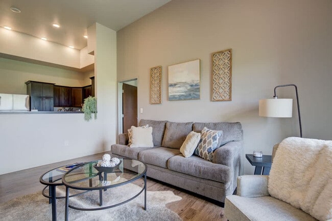 Foto del edificio - 2210 Remington Way