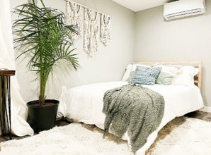 Building Photo - 5730 SE 77th Ave