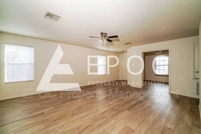 Building Photo - 3405 Starfish Dr