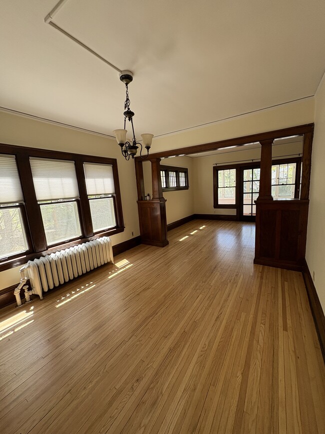 Dining Room - 2411 Como Ave