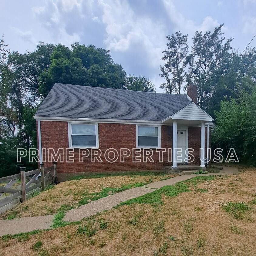 Foto principal - 700 Ridgeside Pl