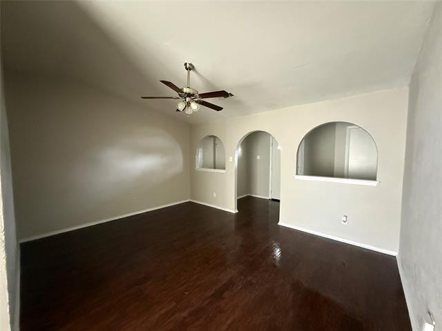 Building Photo - 9839 Glengreen Dr