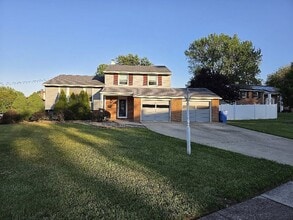 Building Photo - 22 Gatehouse Ln