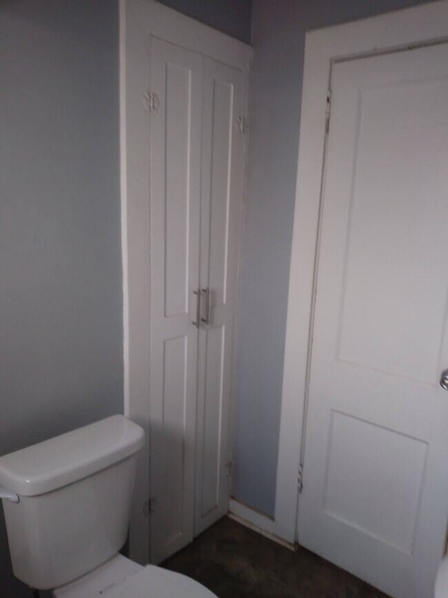 Foto del edificio - 2 bedrooms, 1 bath, fenced yard near CNM, UNM