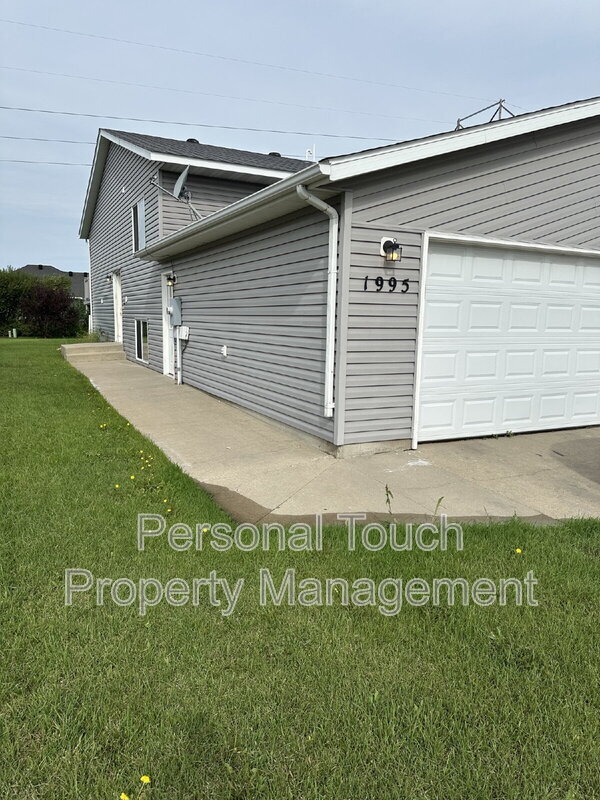 Foto principal - 1995 52nd St S