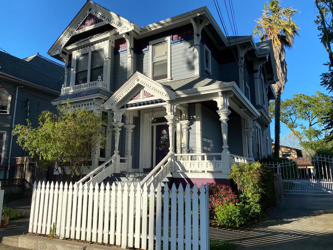 Foto del edificio - 80 N 8th St
