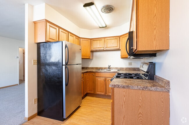 2 habitaciones, 1 baño, 900 pies cuadrados, cocina - Lake Harriet Commons