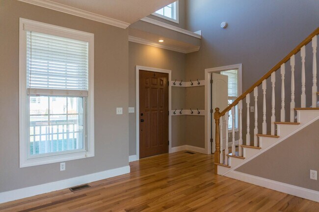 Foto del edificio - Spacious Home with Stunning Views