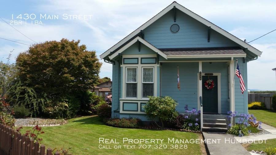 Primary Photo - 1430 Main St