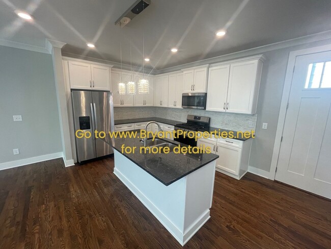 Foto del edificio - Nashville - East Nashville 4-Bedrooms-Each...