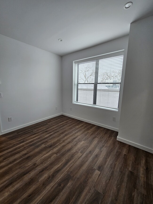 Bedroom - The Lofts at 135