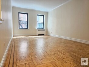 Building Photo - Studio Apartment in Gramercy Park | 4th Fl...