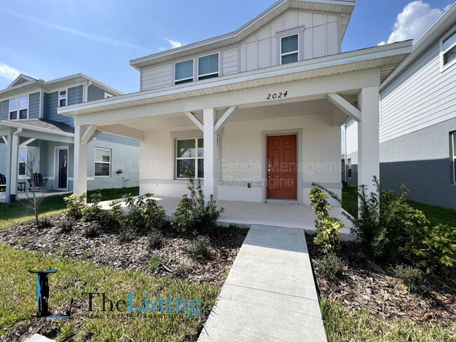 Photo - 2024 Cross Prairie Pkwy House