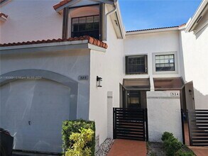 Building Photo - 3535 Magellan Cir