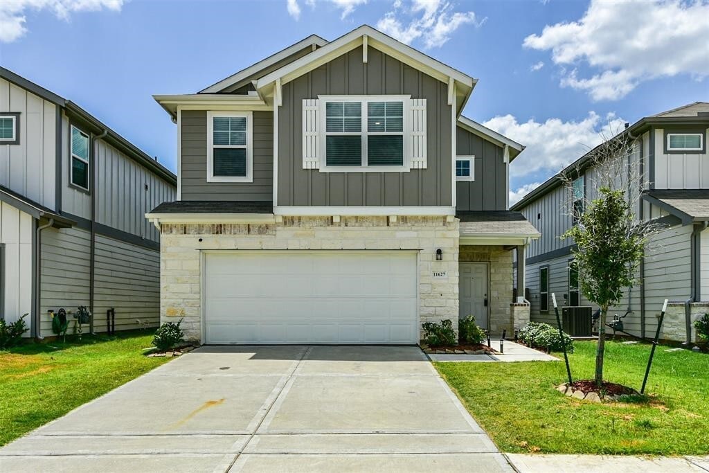 Primary Photo - 11627 Braemar Village Dr