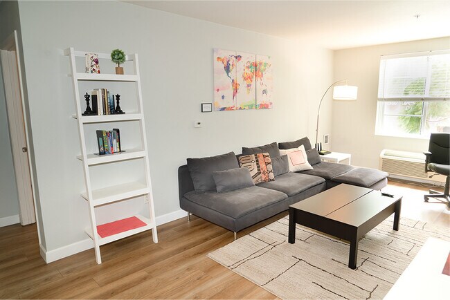 Foto del edificio - 1435 India St