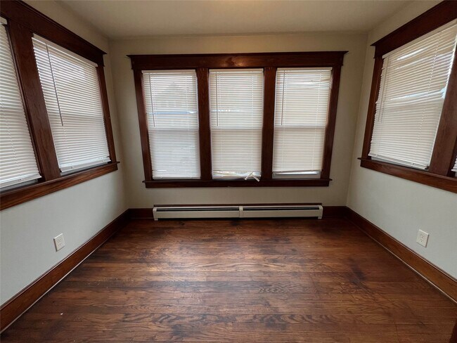 Building Photo - 50 Crocker Ave