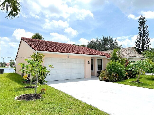 Foto del edificio - 5612 American Cir