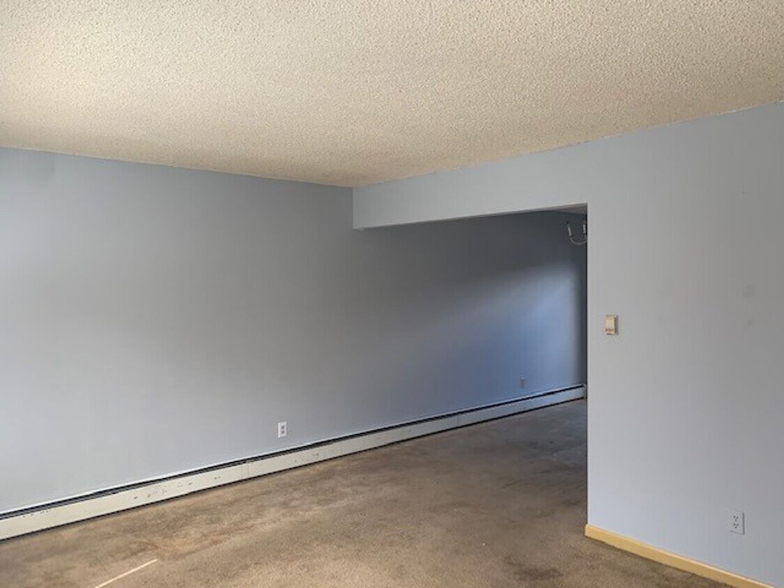 Building Photo - 810 37th Ave Ct