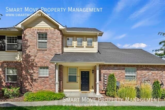 Foto del edificio - Immaculate 3 BD Condo in Heart of Downtown...