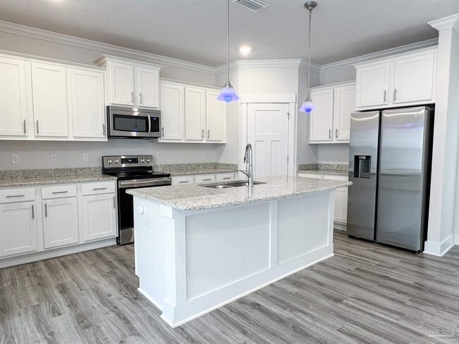 Building Photo - 6321 Sonoma Ln