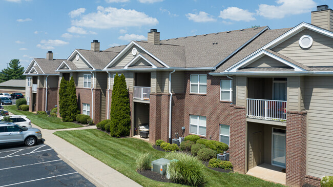 Building Photo - Villas Of Forest Springs