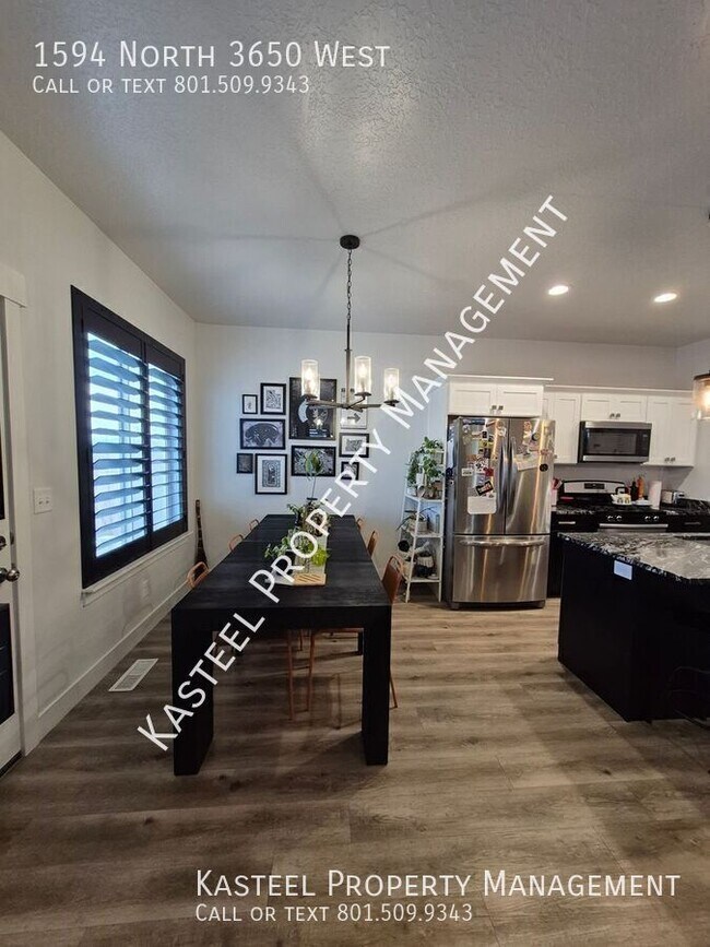 Foto del edificio - 1594 N 3650 W