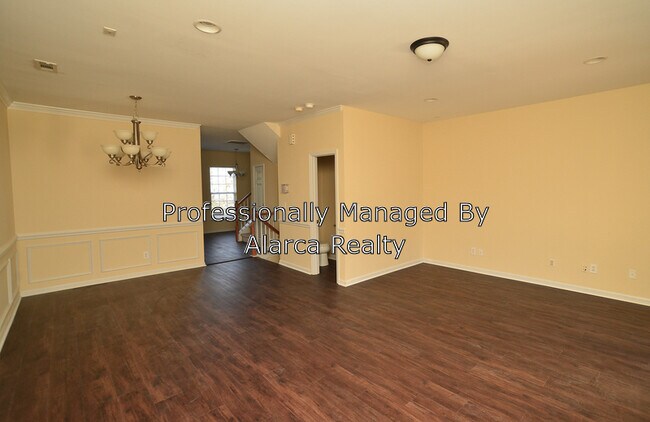 Building Photo - 8723 Lenox Pointe Dr