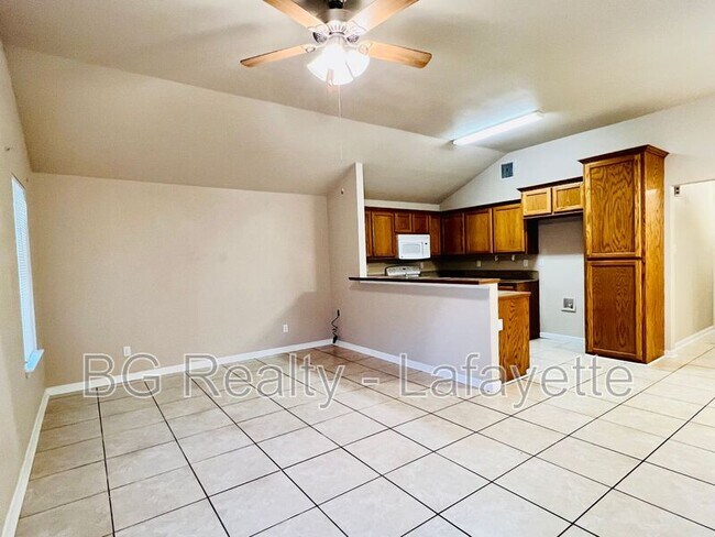 Building Photo - 105 Trinidad Cir