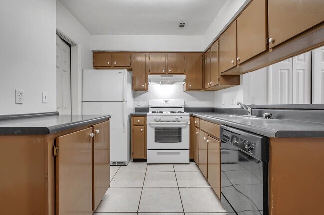 Foto del edificio - 2467 Nugget Ln