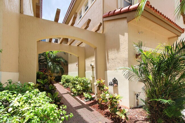 Building Photo - 5794 NW 119th Terrace