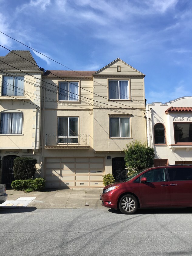 Primary Photo - 1293 34th Ave