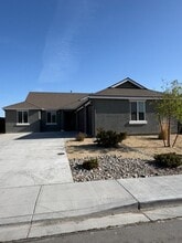 Building Photo - 546 Country Hollow Dr
