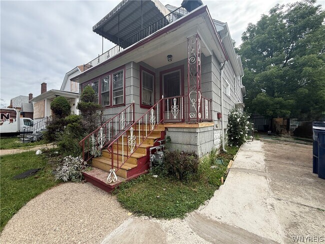 Foto del edificio - 63 Wright Ave