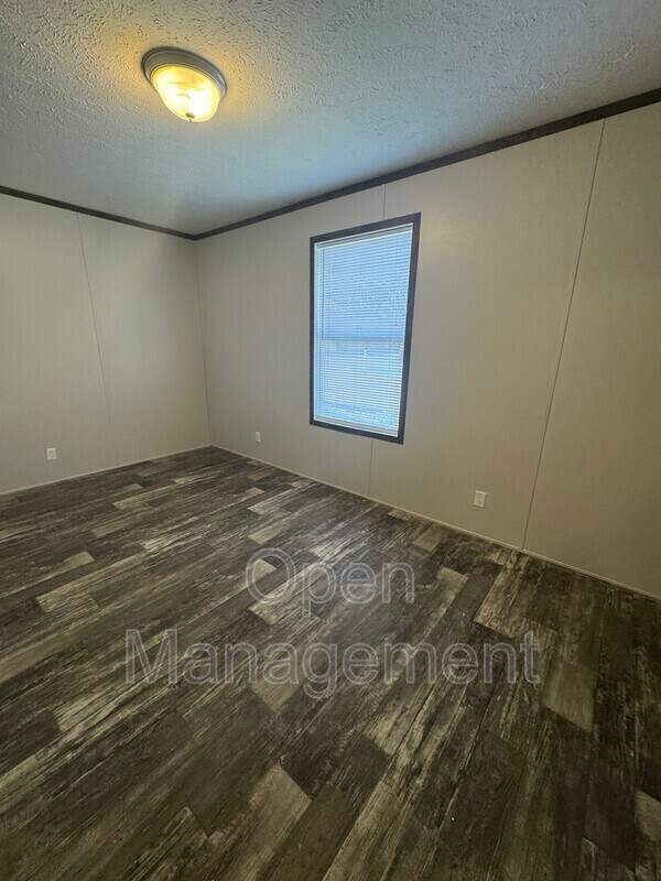 Foto del edificio - 8701 NE 107th St