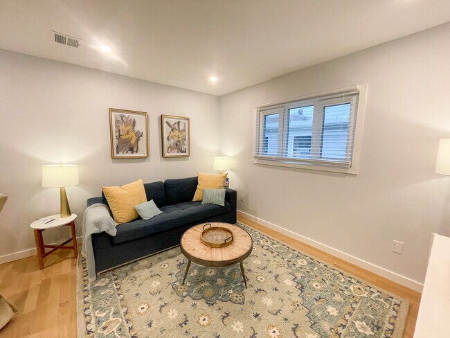 Foto del edificio - 75 Thorndike St