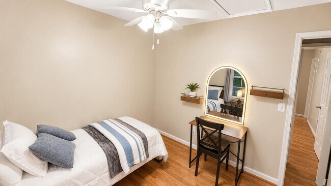 Foto del edificio - 9 Heritage Ln