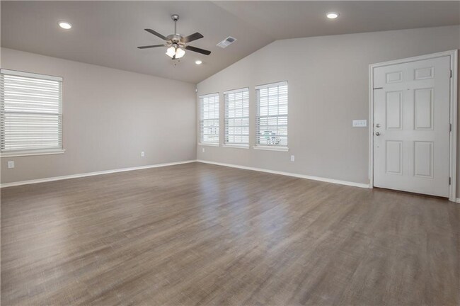 Building Photo - 1128 SW 151st St