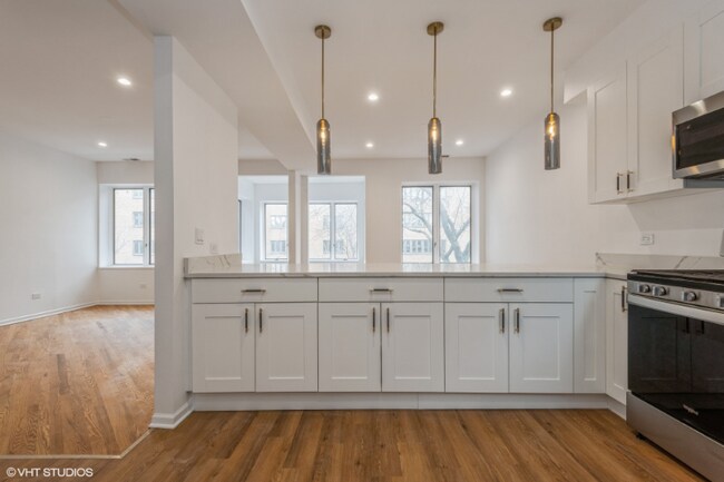 Foto del edificio - 1112 N Oakley Blvd