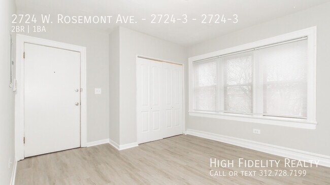 Foto del edificio - 2724 W Rosemont Ave