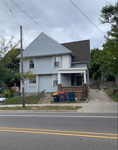 Primary Photo - Spacious & Refreshed 3BR South Hills Gem: ...