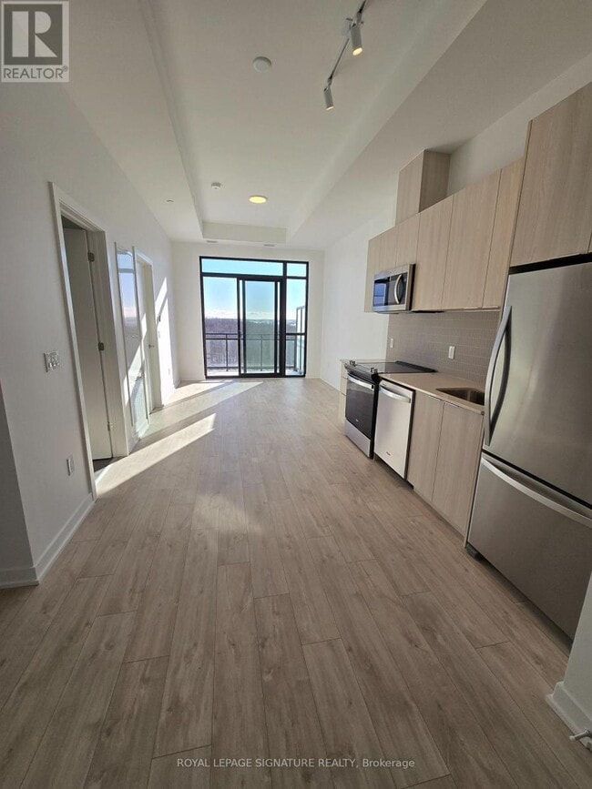 Building Photo - 720 Whitlock Ave